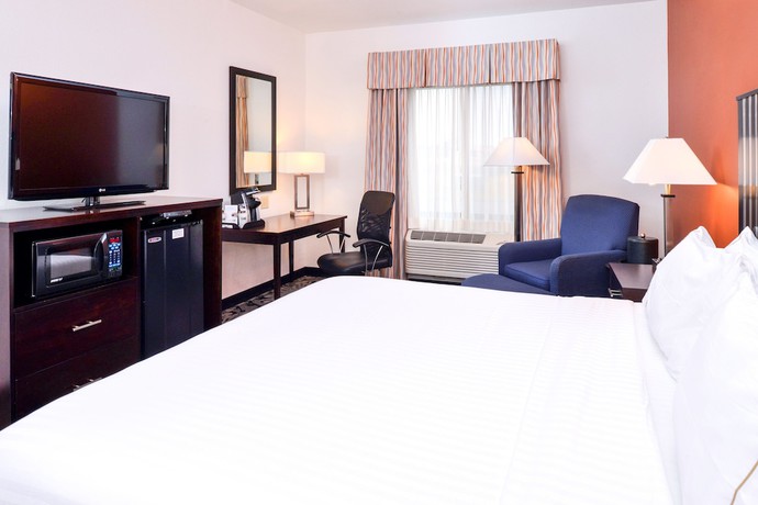 Imagen de la habitación del Hotel Holiday Inn Express and Suites Greenfield, An Ihg. Foto 10