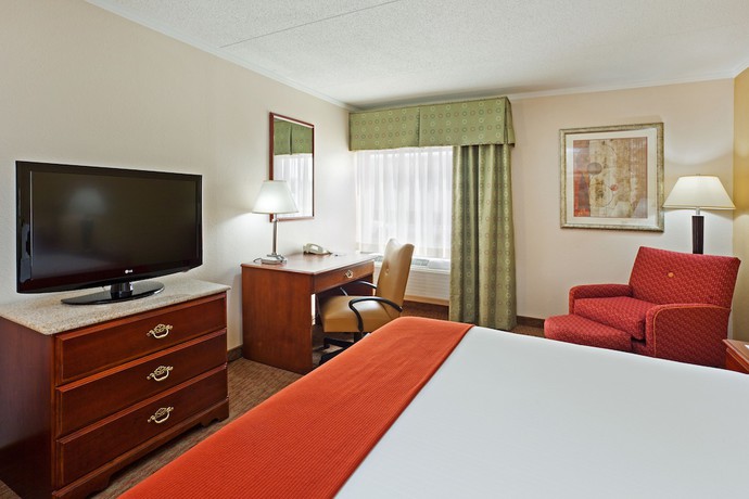 Imagen de la habitación del Hotel Holiday Inn Express and Suites Greensboro-(I-40 Wendover), an IHG. Foto 11