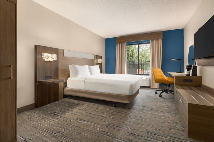 Imagen de la habitación del Hotel Holiday Inn Express and Suites Greenville - Downtown, An Ihg. Foto 10