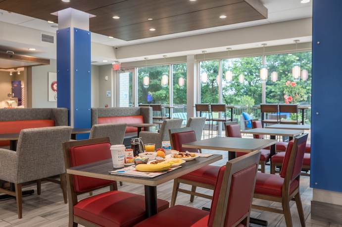 Imagen de los interiores del Hotel Holiday Inn Express and Suites Greenville S- Piedmont, an IHG. Foto 18
