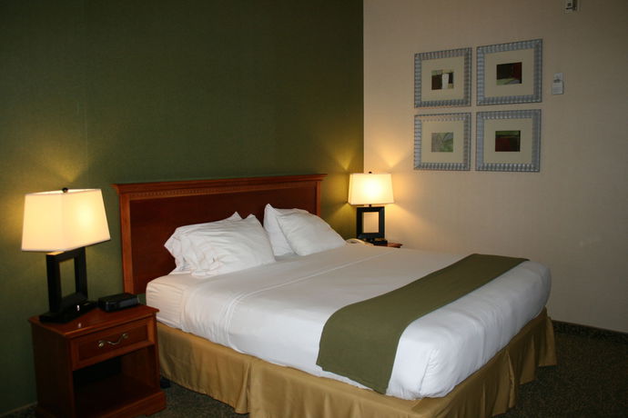 Imagen de la habitación del Hotel Holiday Inn Express and Suites Hagerstown, An Ihg. Foto 3