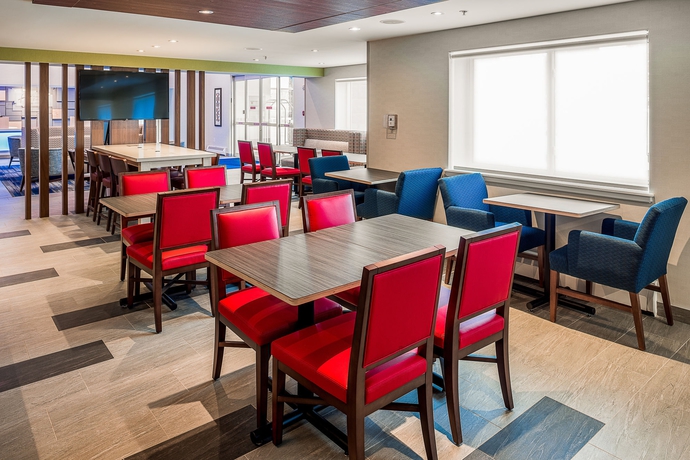 Imagen del bar/restaurante del Hotel Holiday Inn Express and Suites Halifax - Bedford, An Ihg. Foto 5