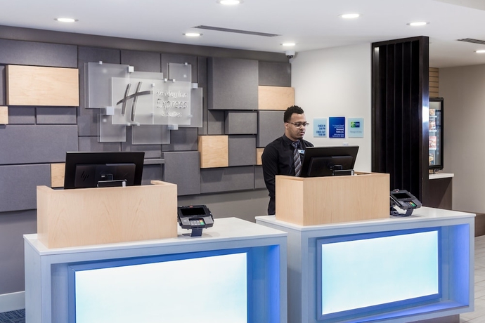 Imagen de los interiores del Hotel Holiday Inn Express and Suites Hammond, An Ihg. Foto 19
