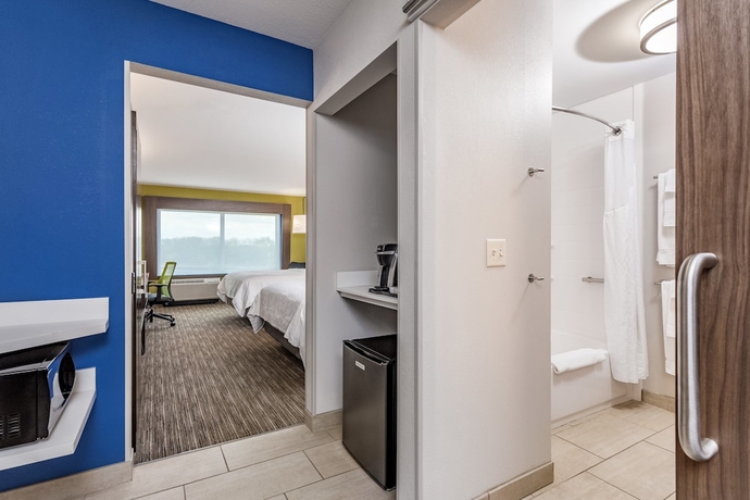 Imagen de la habitación del Hotel Holiday Inn Express and Suites Hammond, An Ihg. Foto 15