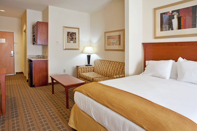 Imagen de la habitación del Hotel Holiday Inn Express and Suites Hardeeville - Hilton Head, An Ihg. Foto 8
