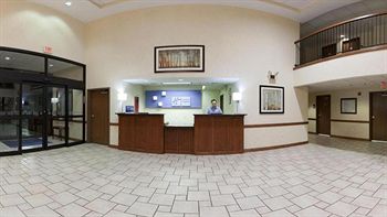 Imagen de los interiores del Hotel Holiday Inn Express and Suites Harrison, An Ihg. Foto 13