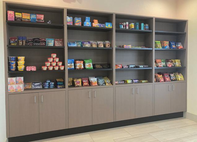 Imagen de los interiores del Hotel Holiday Inn Express and Suites Hearne, an IHG. Foto 14