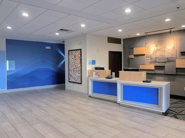 Imagen de los interiores del Hotel Holiday Inn Express and Suites Hearne, an IHG. Foto 16