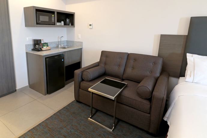 Imagen de la habitación del Hotel Holiday Inn Express and Suites Hermosillo, an IHG Hotel. Foto 15