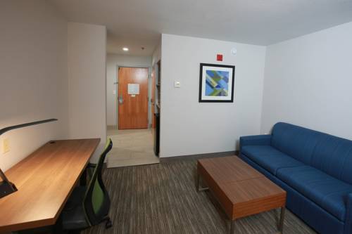 Imagen de la habitación del Hotel Holiday Inn Express and Suites Hesperia, An Ihg. Foto 5