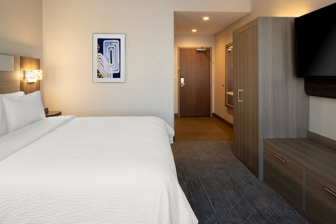 Imagen de la habitación del Hotel Holiday Inn Express and Suites Hollister, an IHG. Foto 2