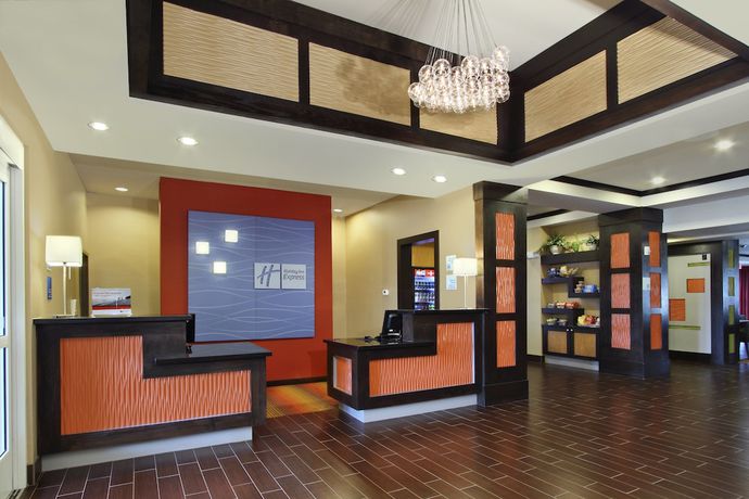 Imagen de los interiores del Hotel Holiday Inn Express and Suites Houston East - Baytown, An Ihg. Foto 14