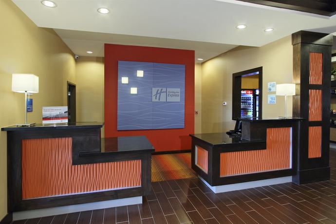 Imagen de los interiores del Hotel Holiday Inn Express and Suites Houston East - Baytown, An Ihg. Foto 15