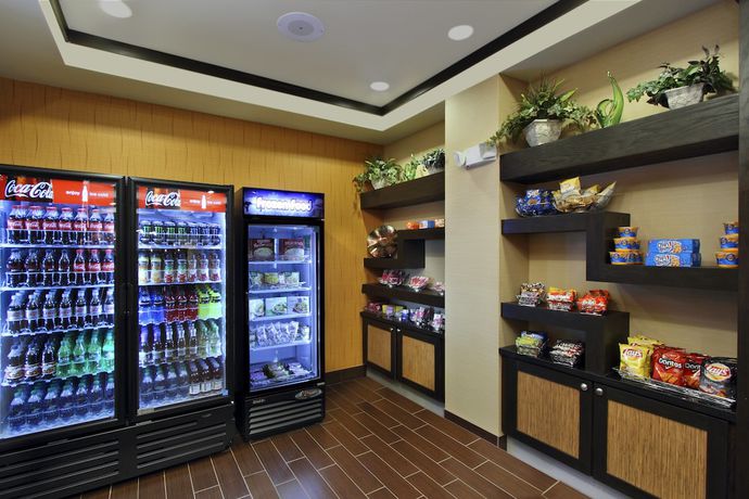 Imagen de los interiores del Hotel Holiday Inn Express and Suites Houston East - Baytown, An Ihg. Foto 19