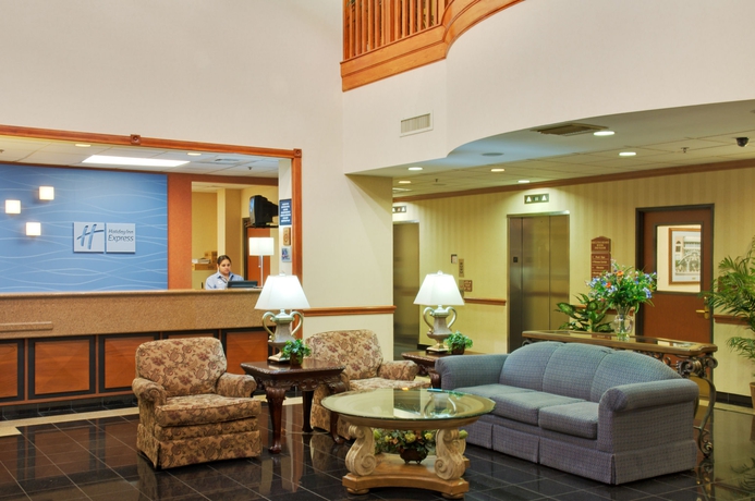 Imagen de los interiores del Hotel Holiday Inn Express and Suites Houston - Memorial Park Area, An Ihg. Foto 5