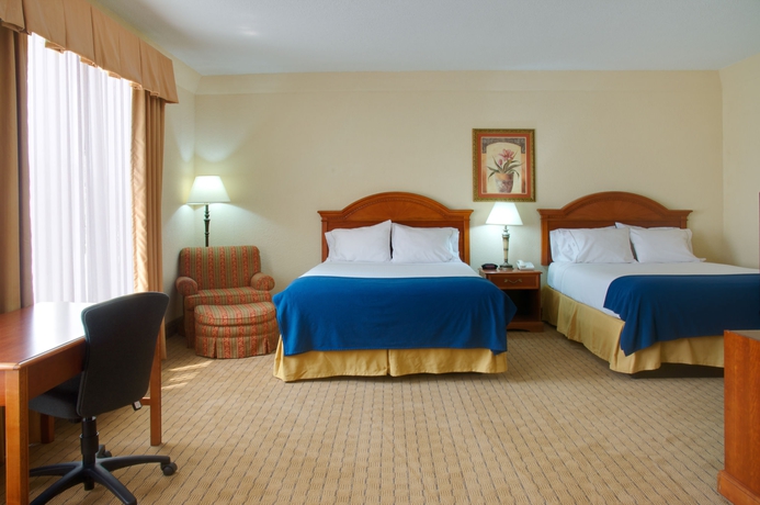 Imagen de la habitación del Hotel Holiday Inn Express and Suites Houston - Memorial Park Area, An Ihg. Foto 2
