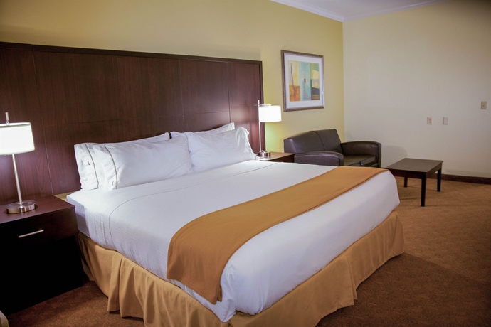 Imagen de la habitación del Hotel Holiday Inn Express and Suites Houston North Intercontinental, An Ihg. Foto 1