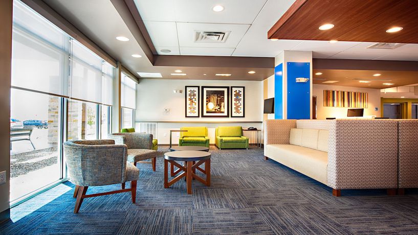 Imagen de los interiores del Hotel Holiday Inn Express and Suites Houston Sw - Galleria Area, An Ihg. Foto 16