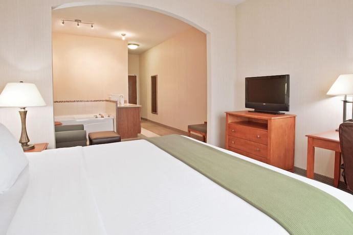 Imagen de la habitación del Hotel Holiday Inn Express and Suites Howell, an IHG. Foto 15