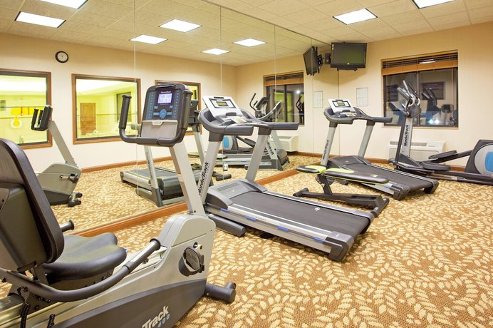 Imagen de los interiores del Hotel Holiday Inn Express and Suites Howell, an IHG. Foto 18