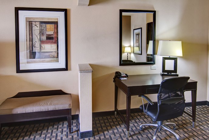 Imagen de la habitación del Hotel Holiday Inn Express and Suites Huntsville, An Ihg, Huntsville . Foto 4