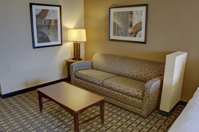 Imagen de la habitación del Hotel Holiday Inn Express and Suites Huntsville, An Ihg, Huntsville . Foto 10