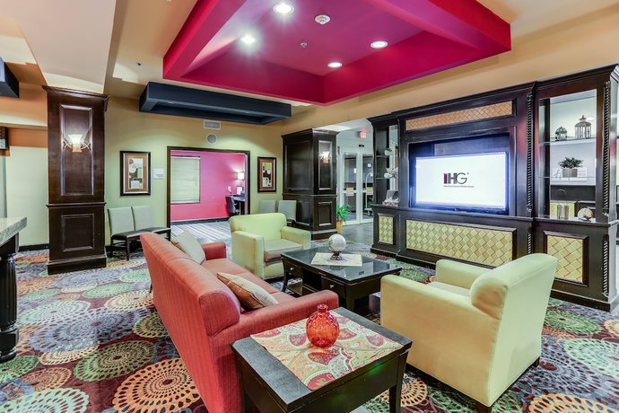 Imagen de los interiores del Hotel Holiday Inn Express and Suites Huntsville, An Ihg, Huntsville . Foto 15
