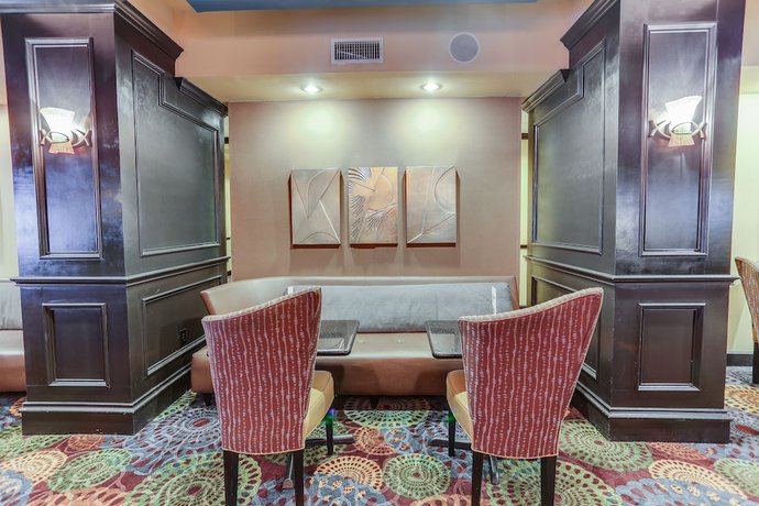 Imagen de los interiores del Hotel Holiday Inn Express and Suites Huntsville, An Ihg, Huntsville . Foto 18