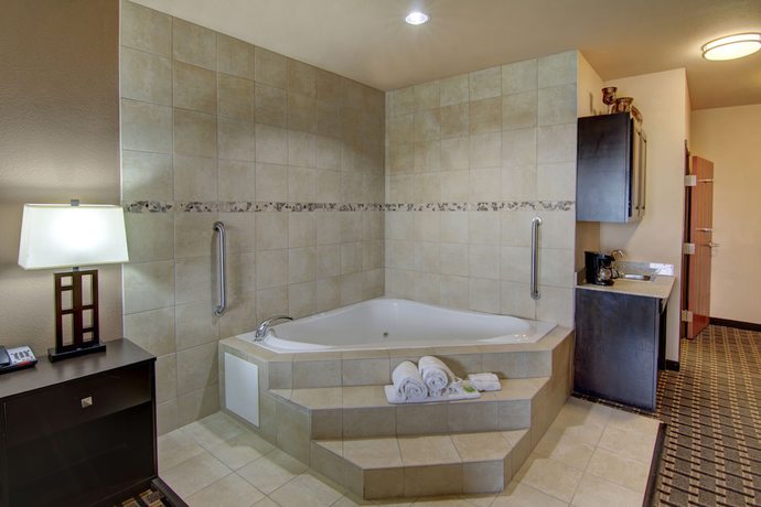 Imagen de la habitación del Hotel Holiday Inn Express and Suites Huntsville, An Ihg, Huntsville . Foto 12