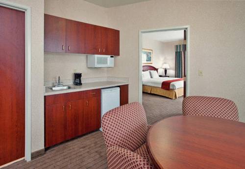 Imagen de la habitación del Hotel Holiday Inn Express and Suites Independence-kansas City, An Ihg. Foto 4
