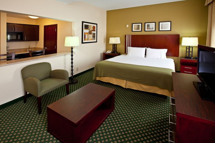 Imagen de la habitación del Hotel Holiday Inn Express and Suites Indianapolis - East. Foto 6
