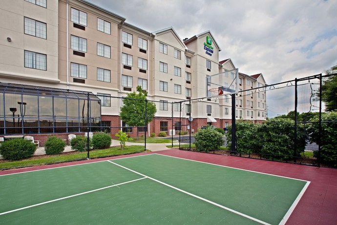 Imagen general del Hotel Holiday Inn Express and Suites Indianapolis - East. Foto 2