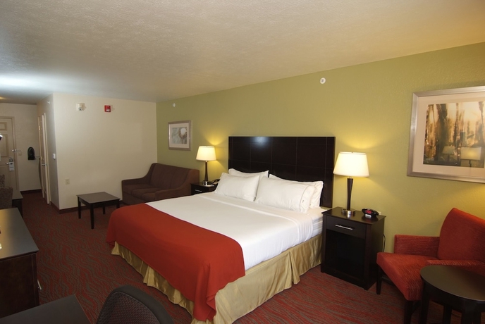 Imagen de la habitación del Hotel Holiday Inn Express and Suites Indianapolis North Carmel, An Ihg. Foto 13