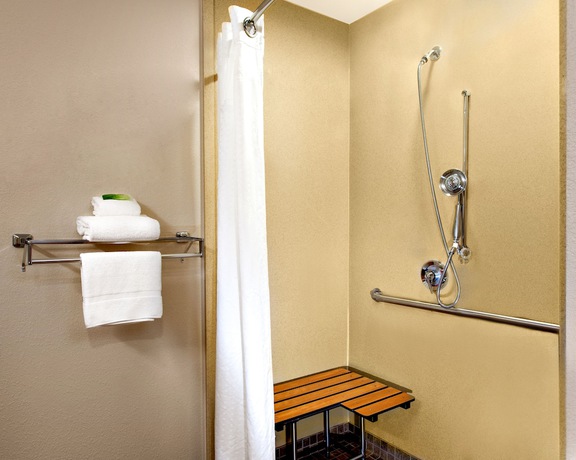 Imagen de la habitación del Hotel Holiday Inn Express and Suites Inverness, An Ihg. Foto 14