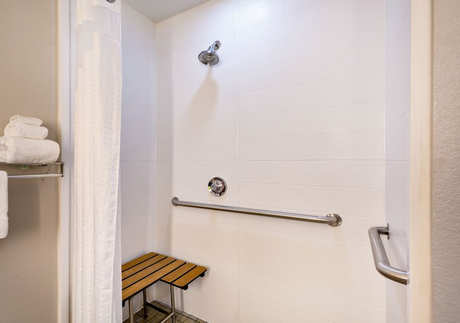 Imagen de la habitación del Hotel Holiday Inn Express and Suites Inverness, An Ihg. Foto 16