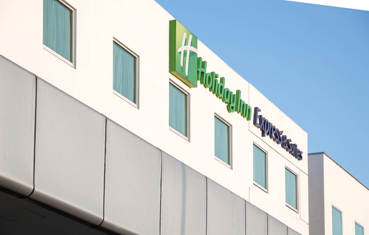 Imagen de los interiores del Hotel Holiday Inn Express and Suites Irapuato. Foto 12