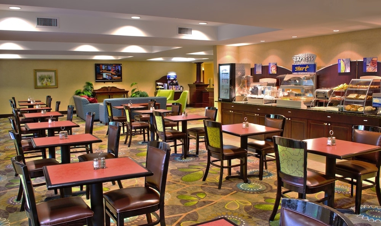 Imagen general del Hotel Holiday Inn Express and Suites Jacksonville East, An Ihg. Foto 1