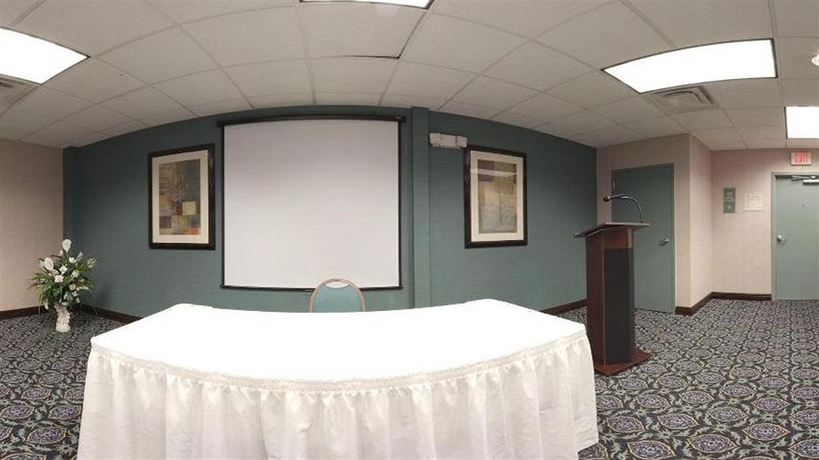 Imagen de los interiores del Hotel Holiday Inn Express and Suites Jacksonville - South, An Ihg. Foto 9