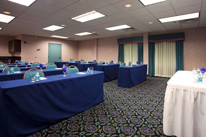Imagen de los interiores del Hotel Holiday Inn Express and Suites Jacksonville - South, An Ihg. Foto 11