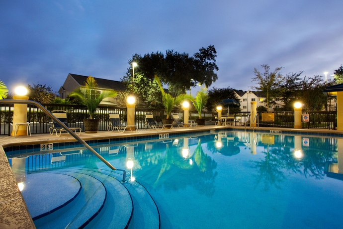 Imagen de la piscina del Hotel Holiday Inn Express and Suites Jacksonville - South, An Ihg. Foto 16