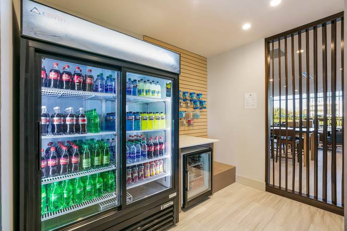 Imagen de los interiores del Hotel Holiday Inn Express and Suites Jacksonville - Town Center, an IHG. Foto 19