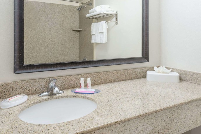 Imagen de la habitación del Hotel Holiday Inn Express and Suites Jenks, An Ihg. Foto 5