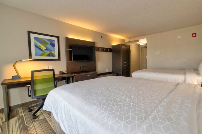 Imagen de la habitación del Hotel Holiday Inn Express and Suites Kansas City - Grandview, an IHG. Foto 7