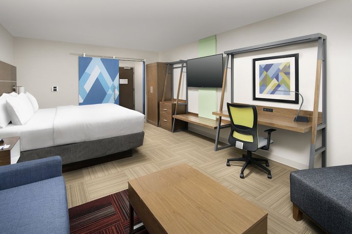 Imagen de la habitación del Hotel Holiday Inn Express and Suites Kingsland I-95-Naval Base Area, an IHG. Foto 5