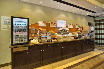 Imagen general del Hotel Holiday Inn Express and Suites Kingston Central, An Ihg. Foto 9