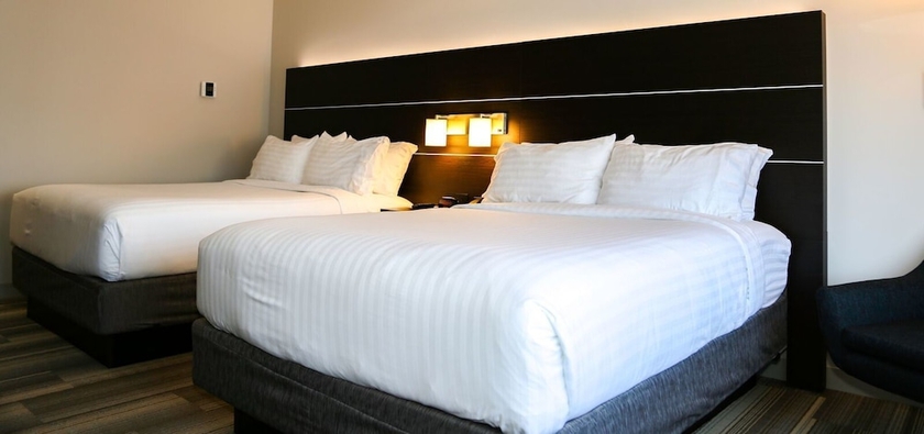 Imagen de la habitación del Hotel Holiday Inn Express and Suites Kingston-ulster, An Ihg. Foto 7