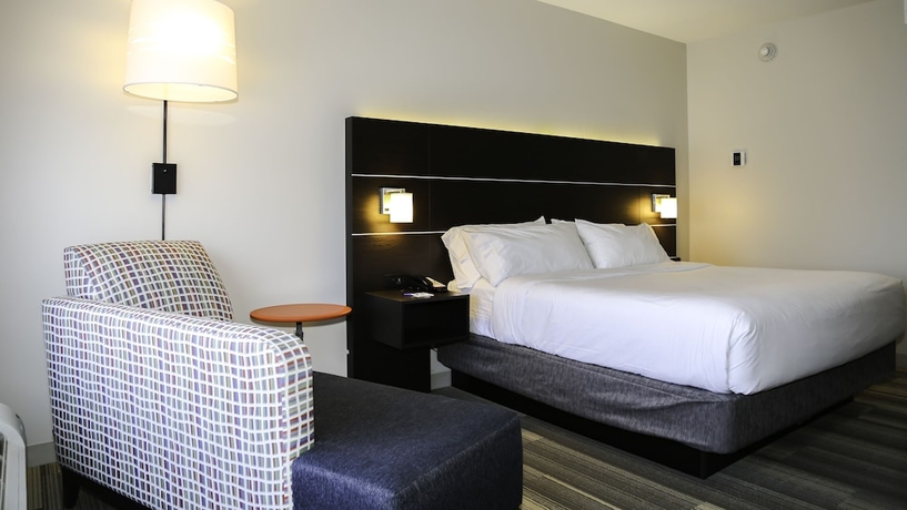 Imagen de la habitación del Hotel Holiday Inn Express and Suites Kingston-ulster, An Ihg. Foto 17