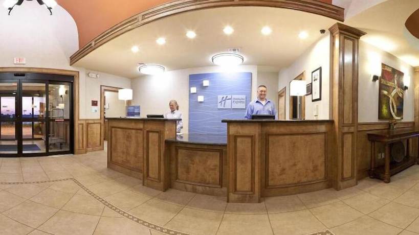 Imagen de los interiores del Hotel Holiday Inn Express and Suites Kingsville, An Ihg. Foto 14