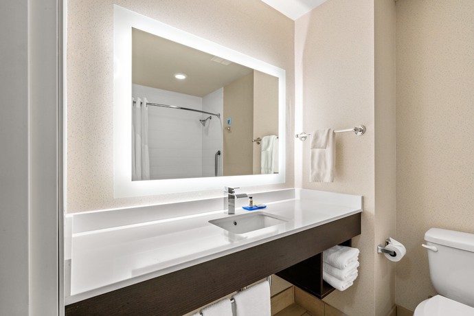 Imagen de la habitación del Hotel Holiday Inn Express and Suites Klamath, An Ihg. Foto 8