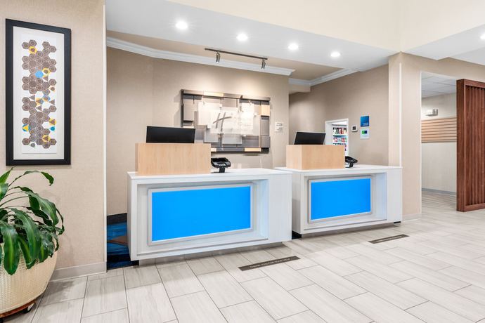 Imagen de los interiores del Hotel Holiday Inn Express and Suites Klamath, An Ihg. Foto 17